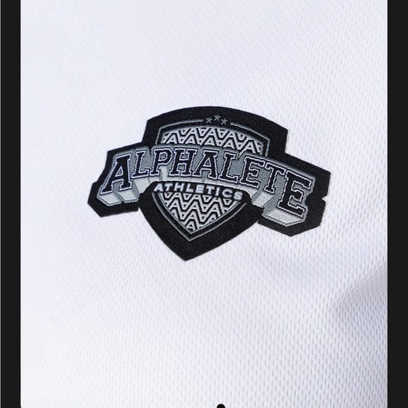 Varsity Crop - Picture 4 of 4